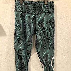 2XU compression tights